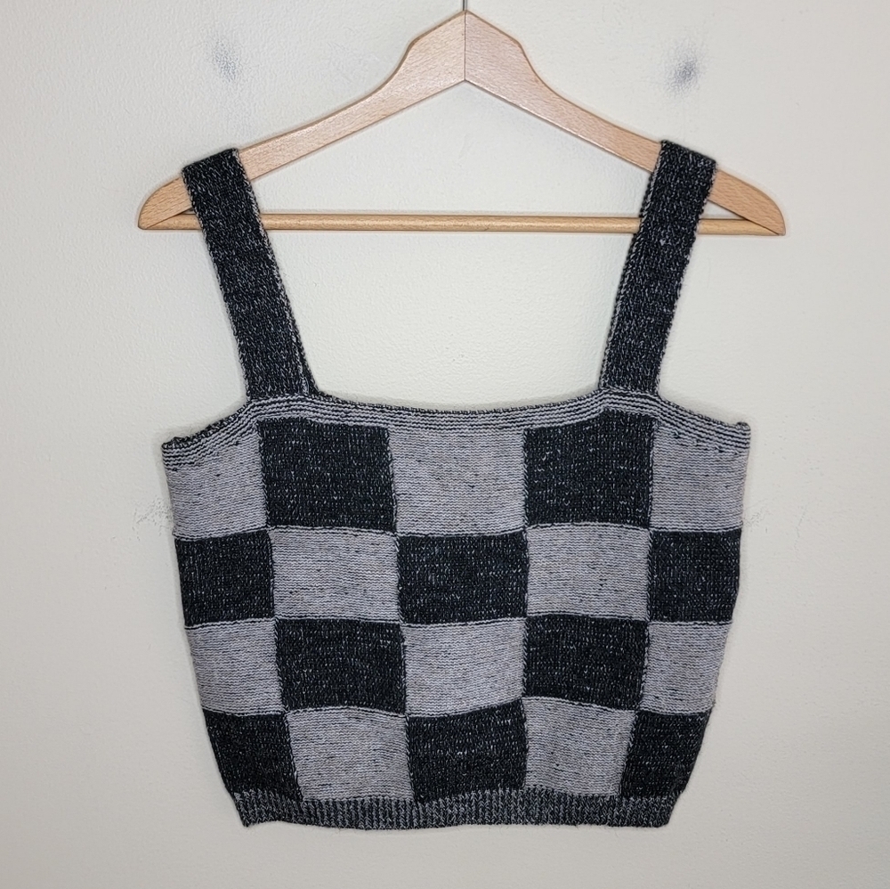 NWT ee:some Charcoal & Light Gray Checked Cropped Sweater Tank Size Medium